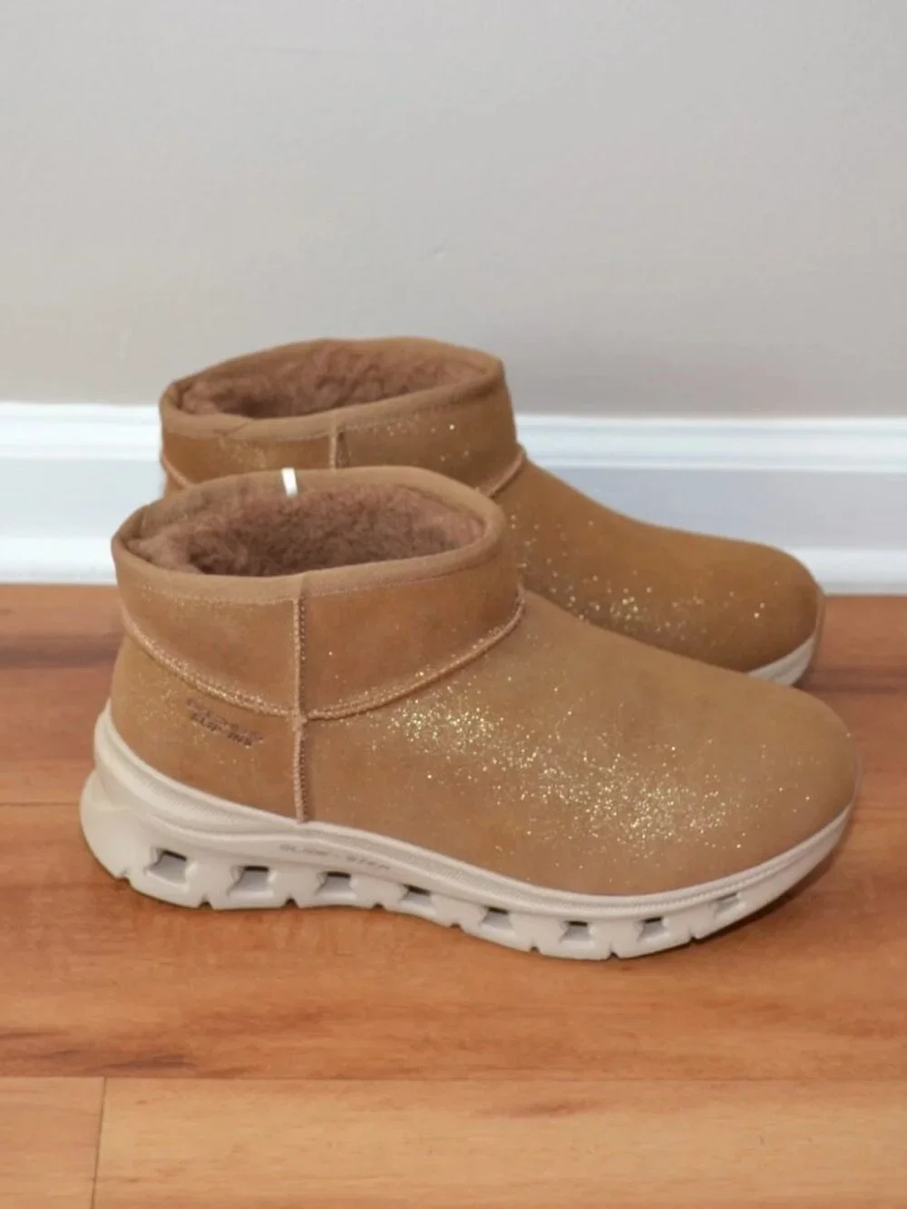 Skechers NEW Slip in Glide Step Pro Cozy Faux fur lined Mini leather Boots 8